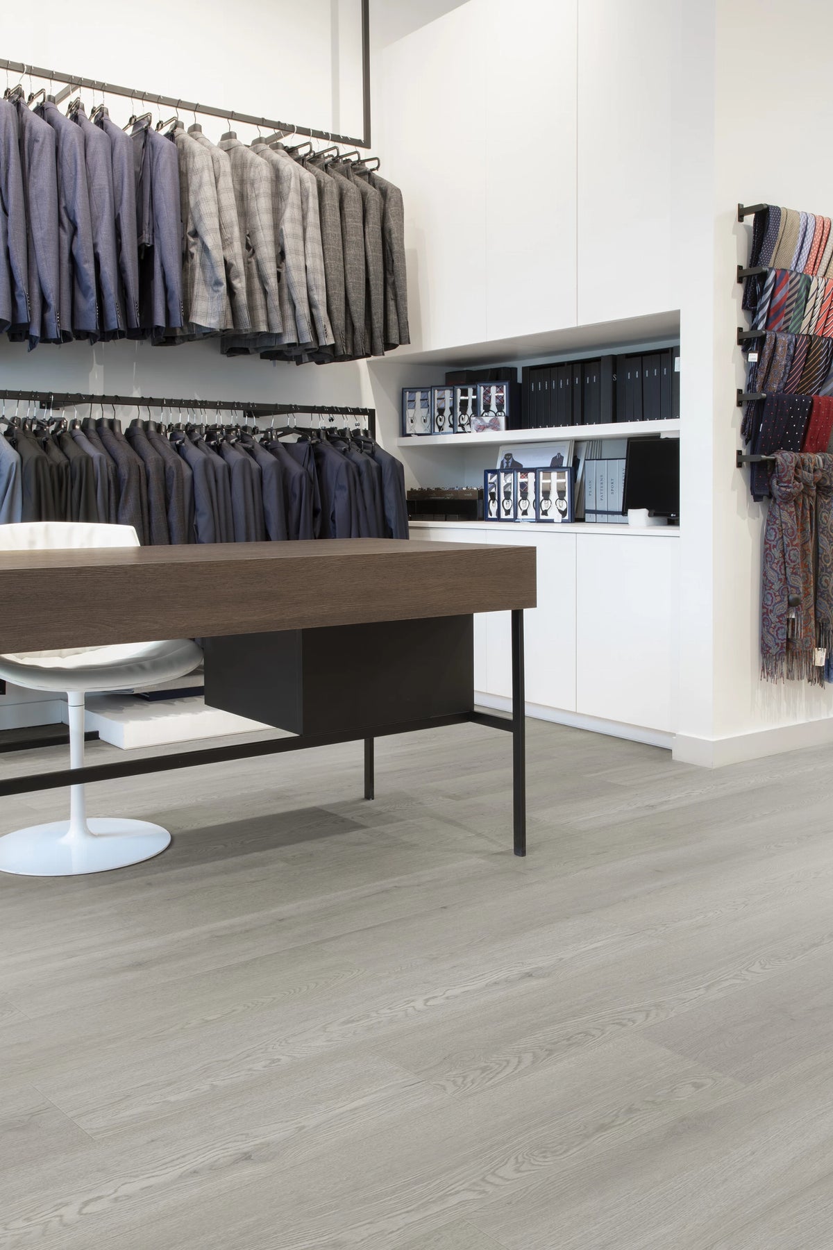 COREtec Essentials 1200+ Series Cleveland Oak 94 | Click PVC | sfeerbeeld 1