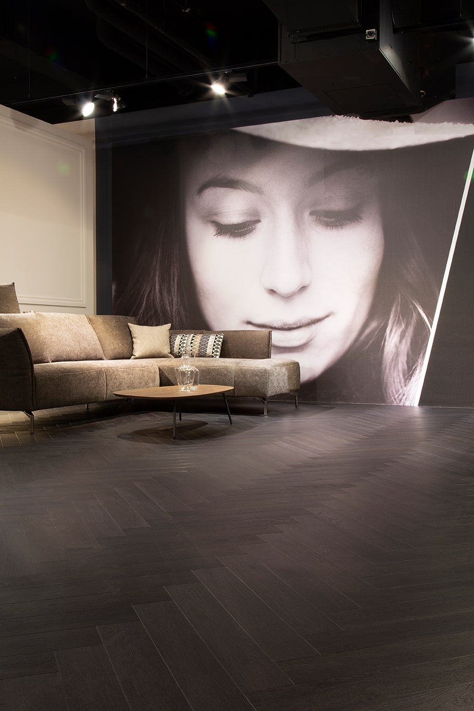 Zwart PVC vloer