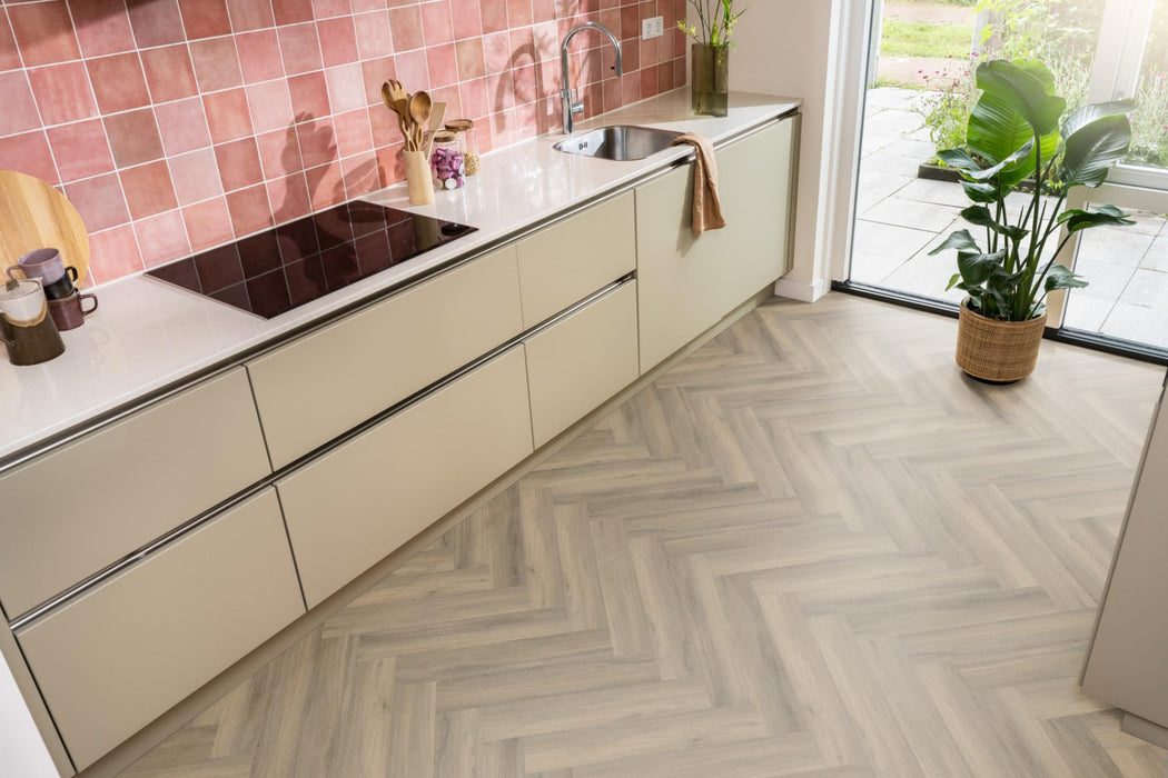 Ambiant Spigato Avanto Light Brown | Visgraat Lijm PVC