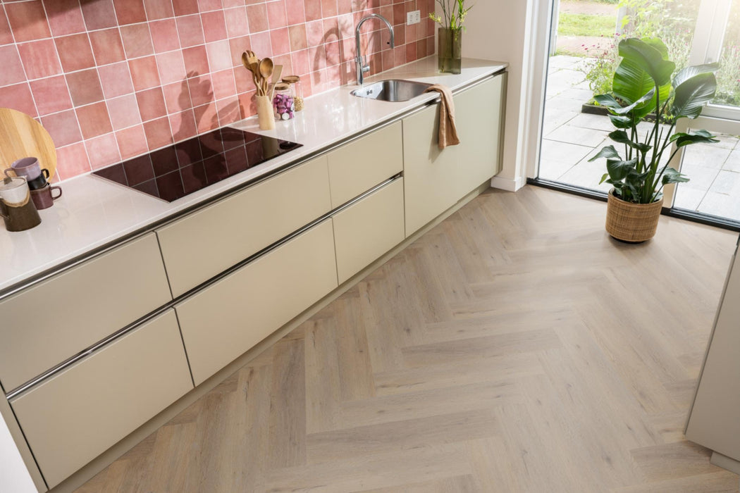 Ambiant Spigato Vivero Smoky | Visgraat Lijm PVC