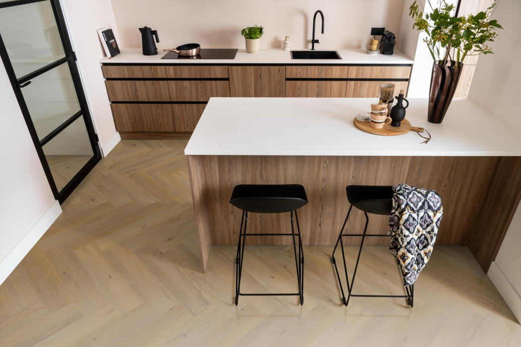 Ambiant Spigato Vivero Dark oak | Visgraat Lijm PVC