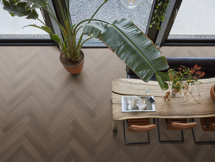 FloorLife YUP Fulham Brown - Visgraat Plak PVC