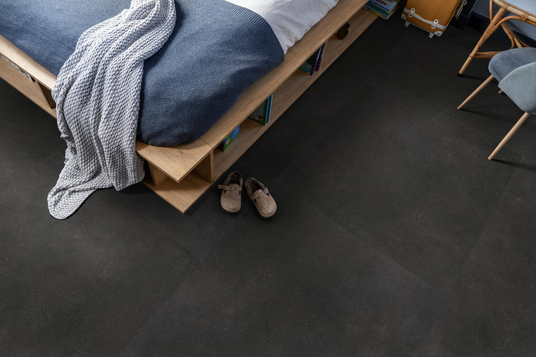 Ambiant Sarino Anthracite | Tegel 90 x 45 Klik PVC
