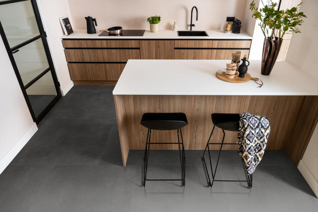 Ambiant Sarino Anthracite | Tegel 90 x 45 Klik PVC