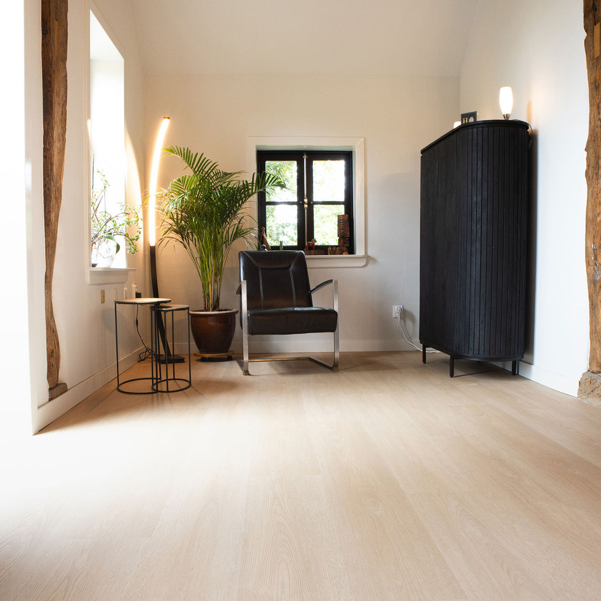 Sfeerbeeld Vivafloors 8510 | Eiken Plank | Klik PVC Rigid