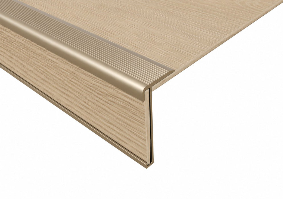 Vivafloors PVC Traprenovatie - 8510 Eiken - Perspectief trapneus