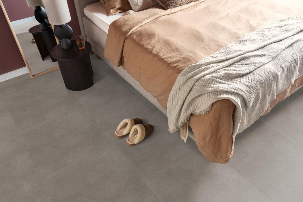 Ambiant Baroso Taupe | Tegel 60 x 60 Klik PVC