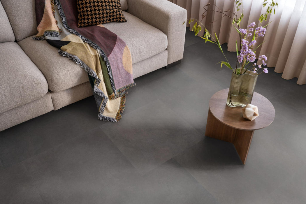 Ambiant Baroso XL Anthracite | Tegel 80 x 40 Klik PVC