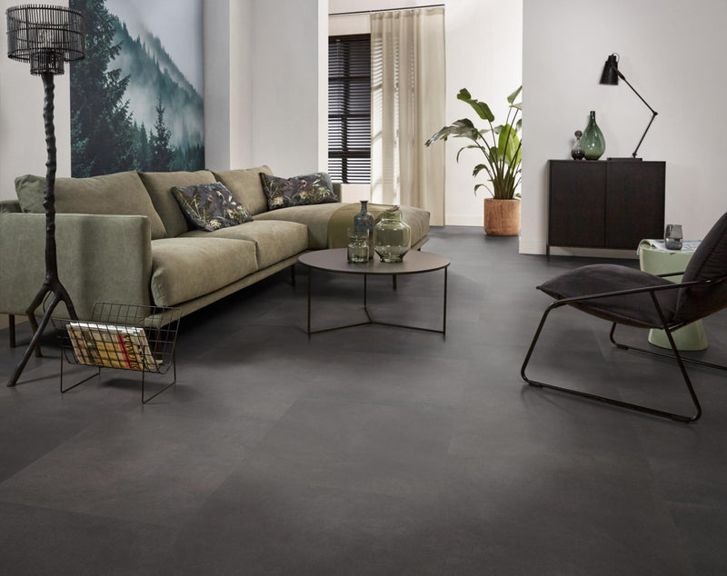 Staal van Ambiant Baroso Anthracite | Tegel 60 x 60 Klik PVC