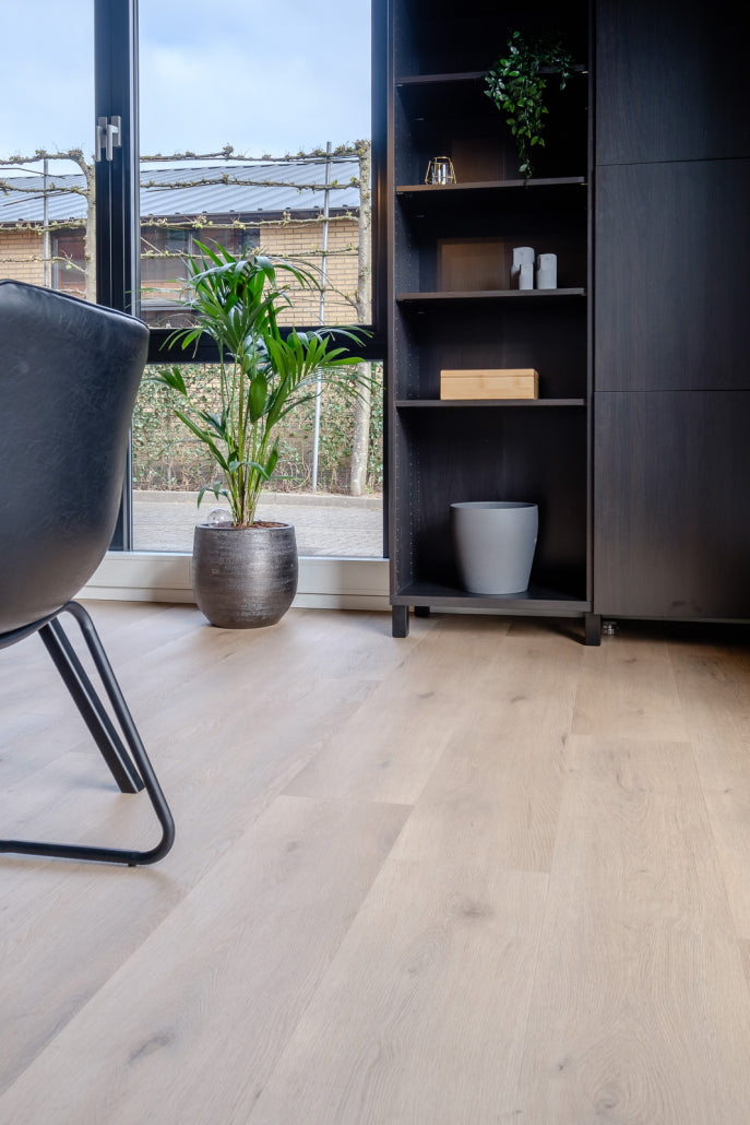 Staal van Belakos Attico 830 | Rigid Click PVC