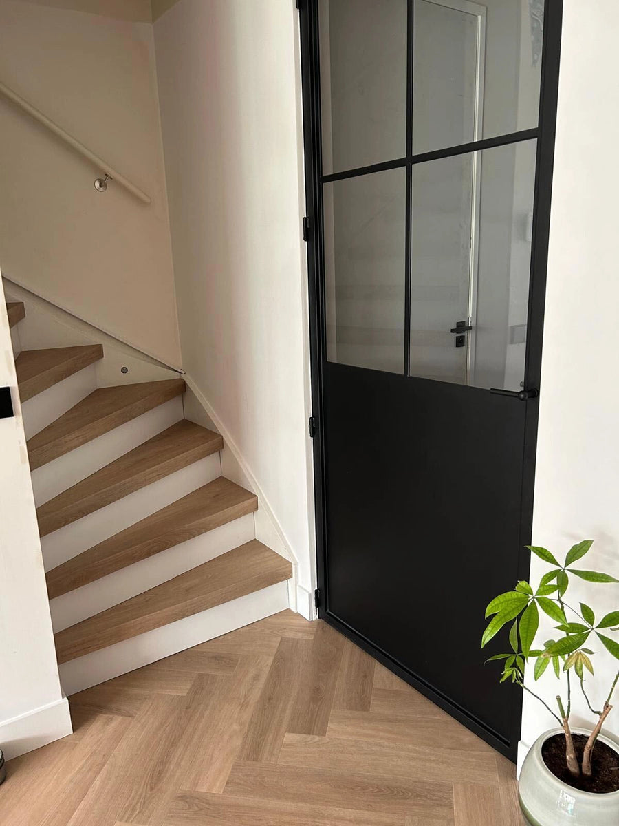 Traprenovatie in Onbehandeld Eiken — foto 2