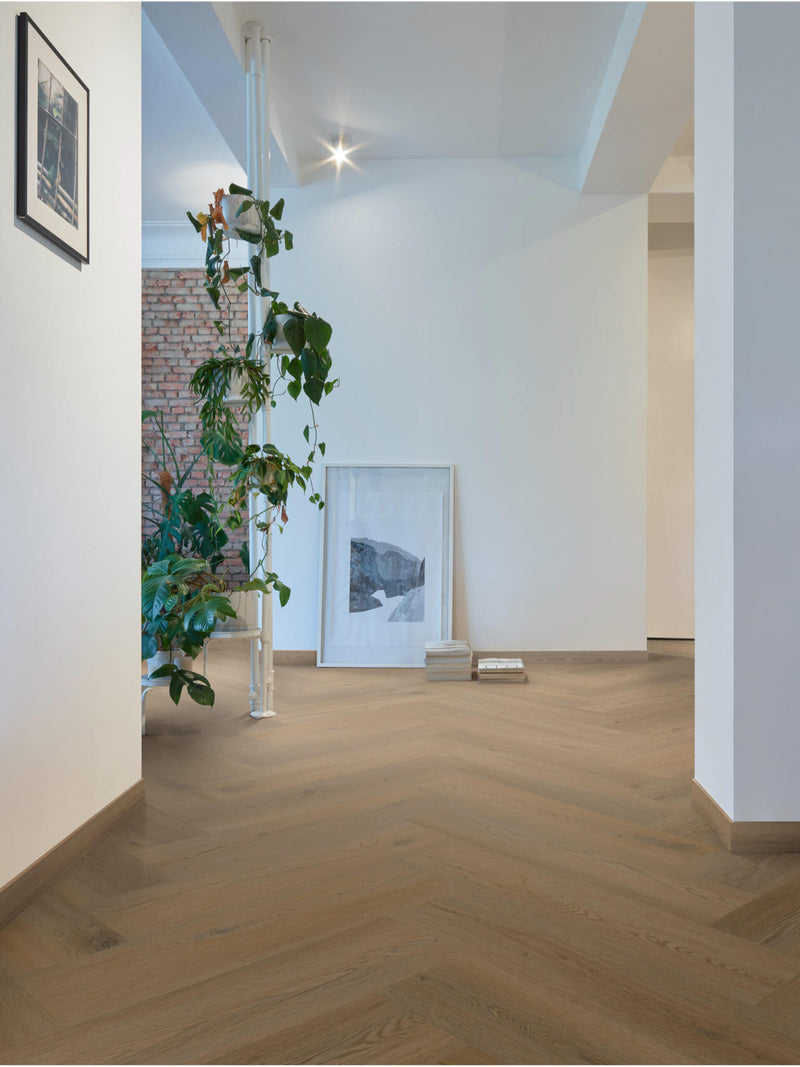 Staal van COREtec The Naturals Herringbone 2556 Sorrel | Visgraat Click PVC