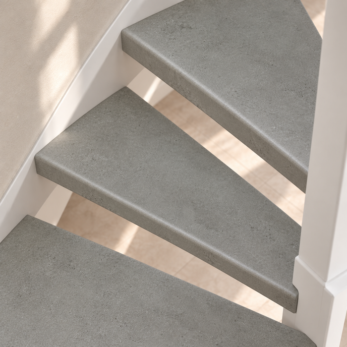 loft licht traprenovatie, open trap, detail van de draai