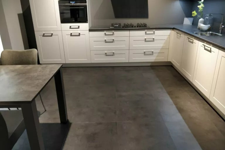 Sense T803 Sandstone | Tegel 60x60 Black Slate | Dryback | sfeerbeeld 1