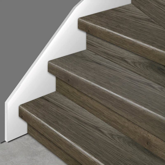 Overzettreden  KASTEEL EIKEN | K-stairs traprenovatie