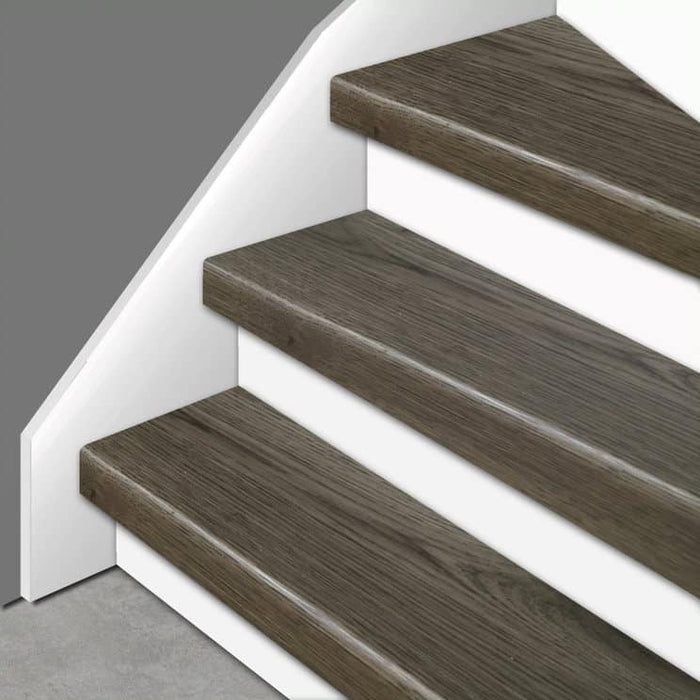 Overzettreden  KASTEEL EIKEN | K-stairs traprenovatie
